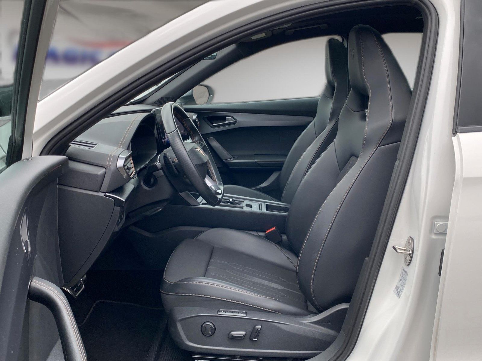 Fahrzeugabbildung CUPRA Formentor VZ 2.0TSI 4Drive DSG*Mega-Ausstattung*