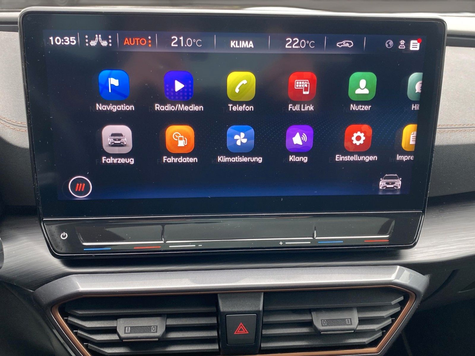 Fahrzeugabbildung CUPRA Formentor VZ 2.0TSI 4Drive DSG*Mega-Ausstattung*