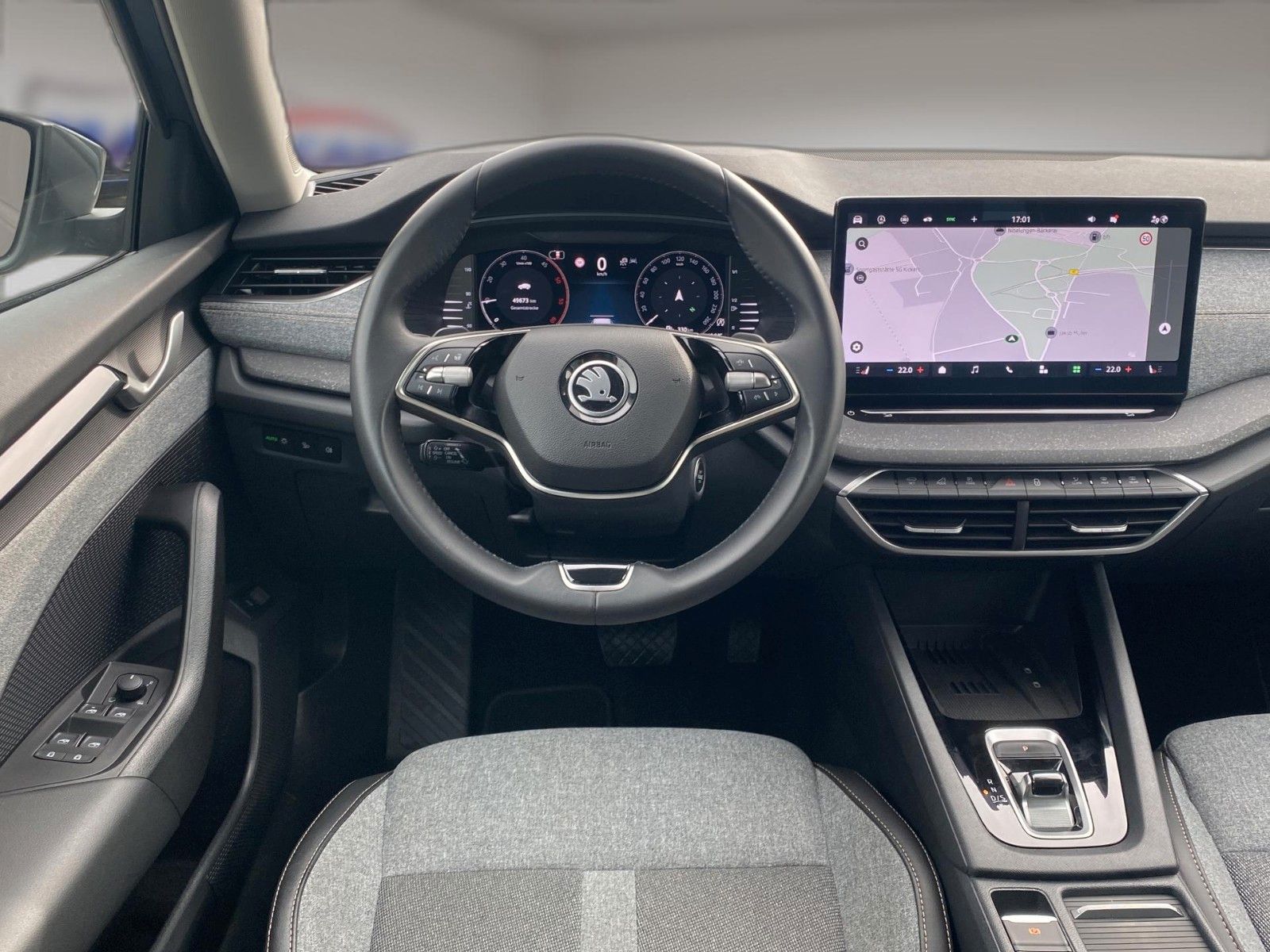 Fahrzeugabbildung SKODA Octavia Combi 2.0 TDI DSG Selection*Virtual*ACC*