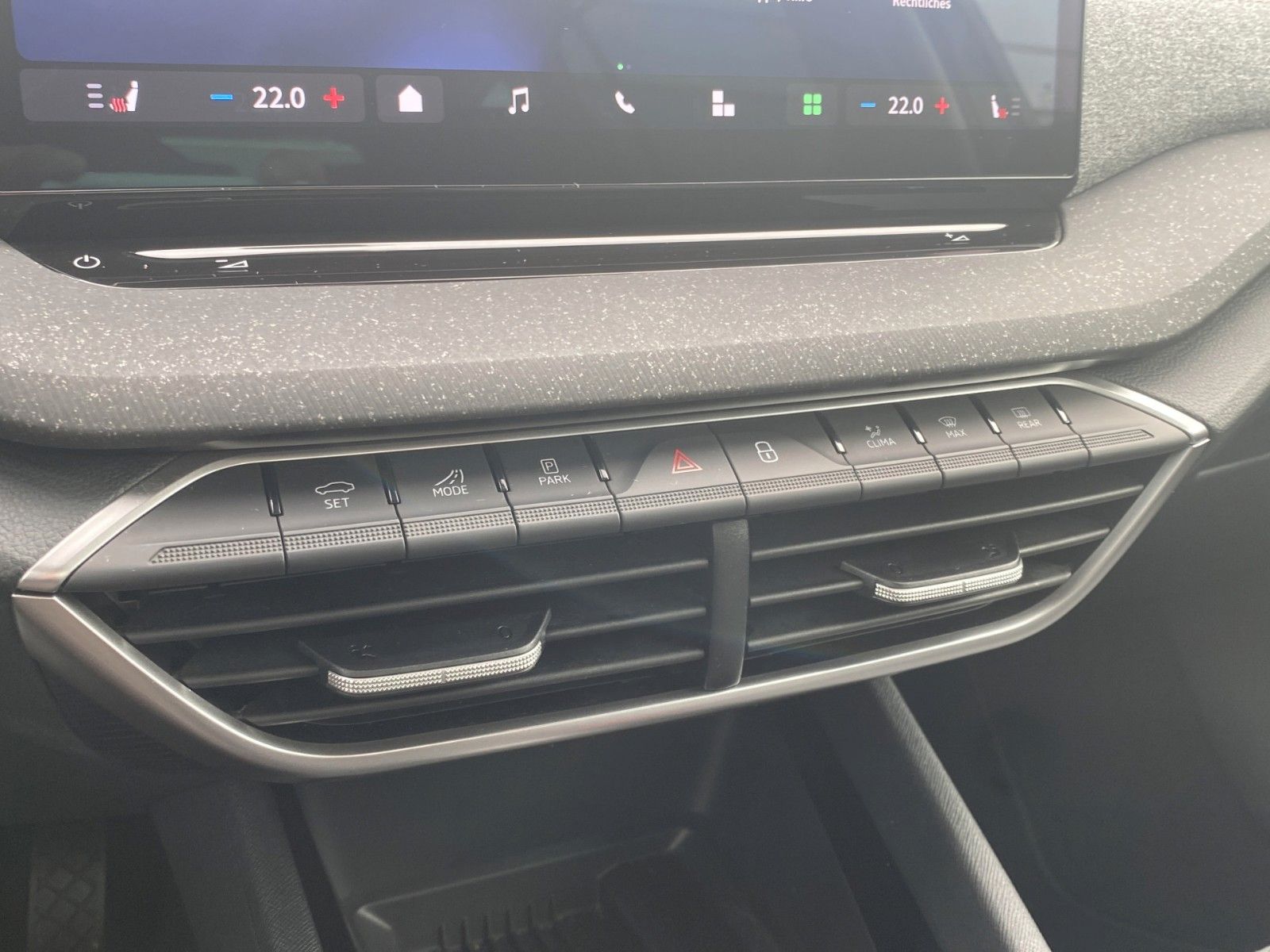 Fahrzeugabbildung SKODA Octavia Combi 2.0 TDI DSG Selection*Virtual*ACC*