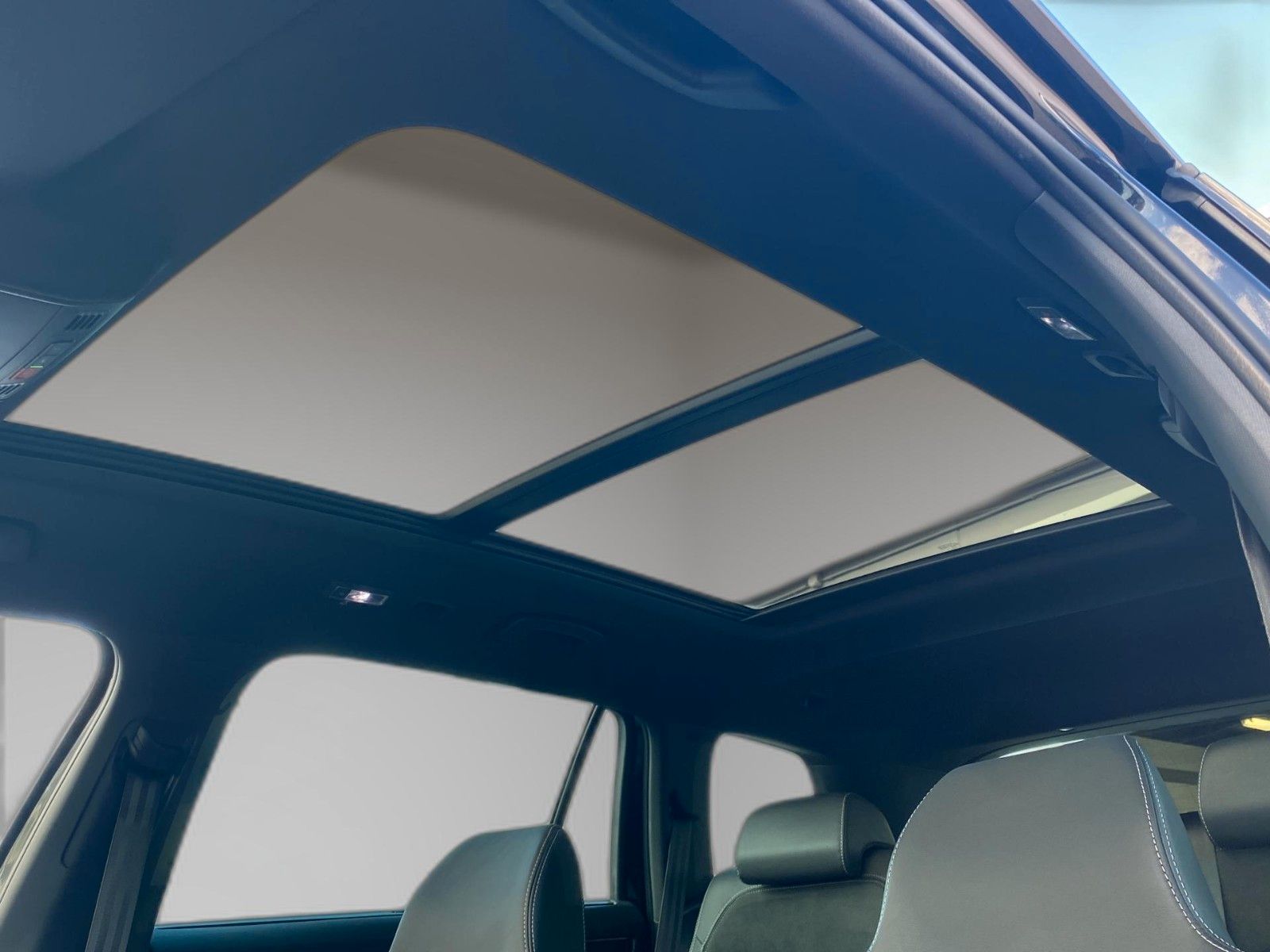 Fahrzeugabbildung SKODA Kodiaq 2.0 TSI 4x4 Sportline *Matrix*Pano*AHK*