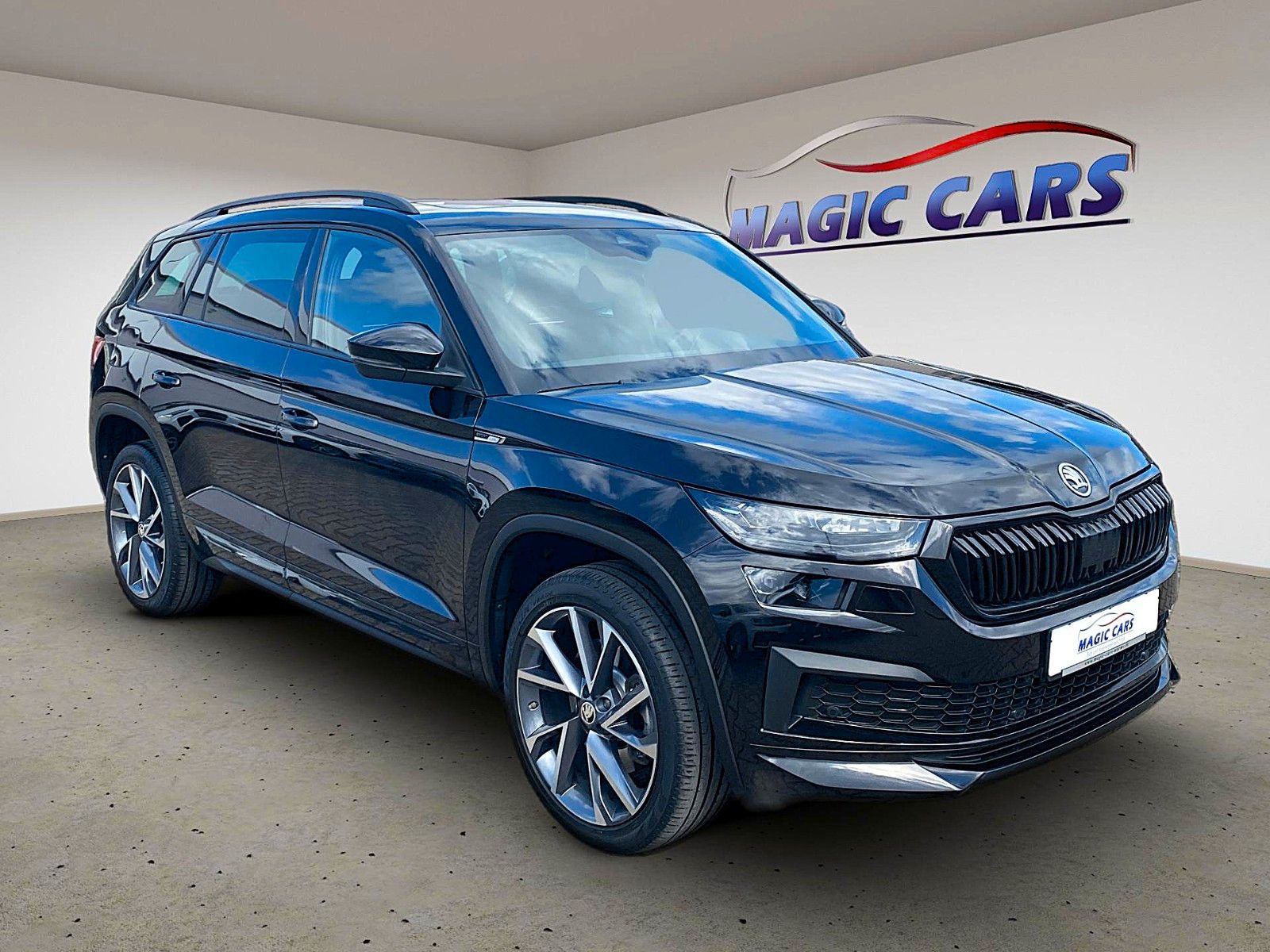 Fahrzeugabbildung SKODA Kodiaq 2.0 TSI 4x4 Sportline *Matrix*Pano*AHK*