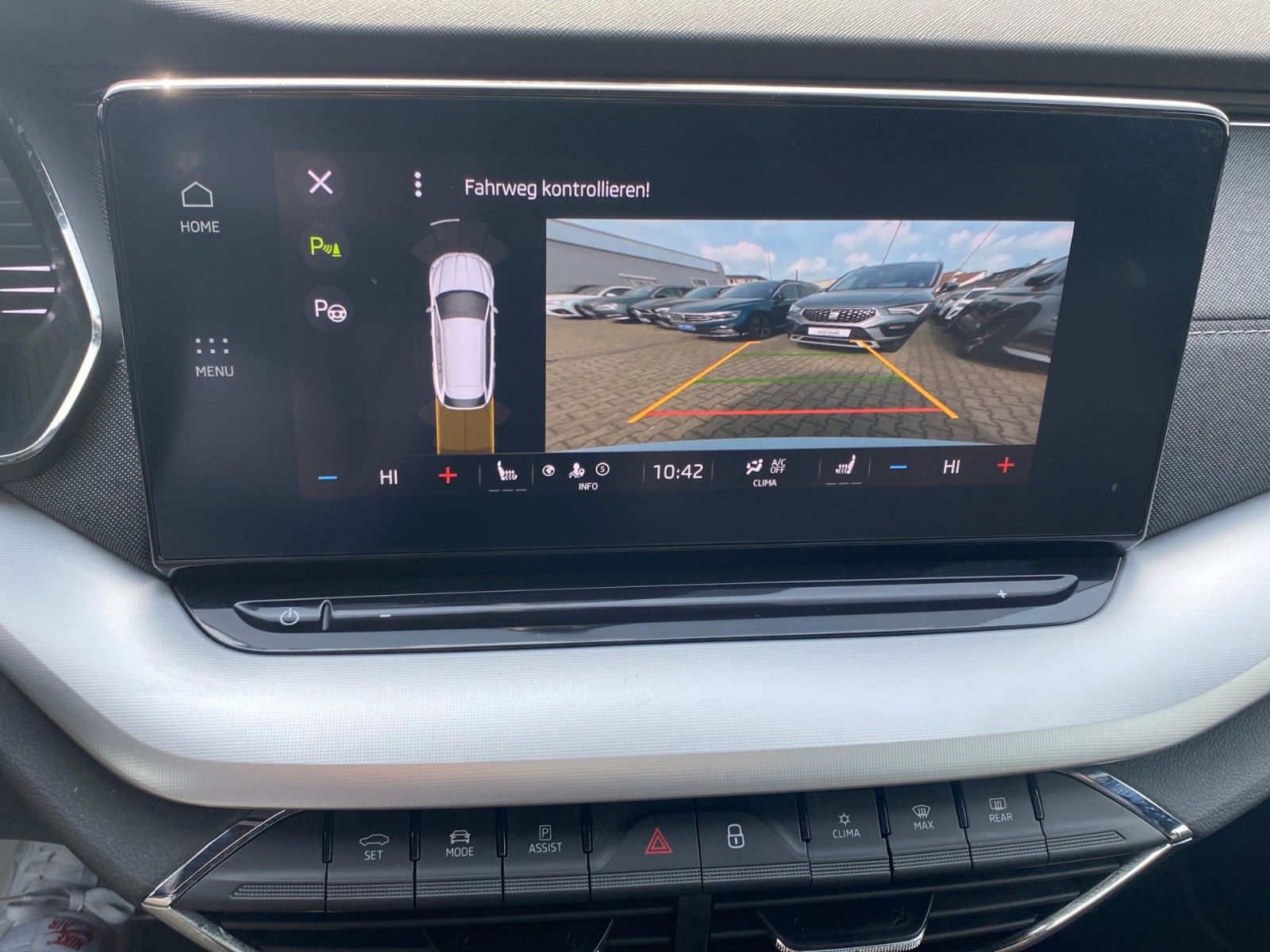 Fahrzeugabbildung SKODA Octavia Combi 2.0 TDI Sportline *Memory*CANTON*