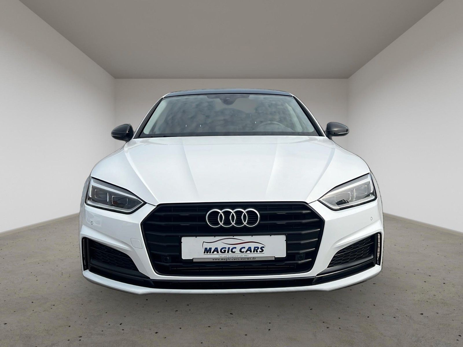 Fahrzeugabbildung Audi A5 Sportback 40TFSI S-Line Black Style*Pano*AHK*