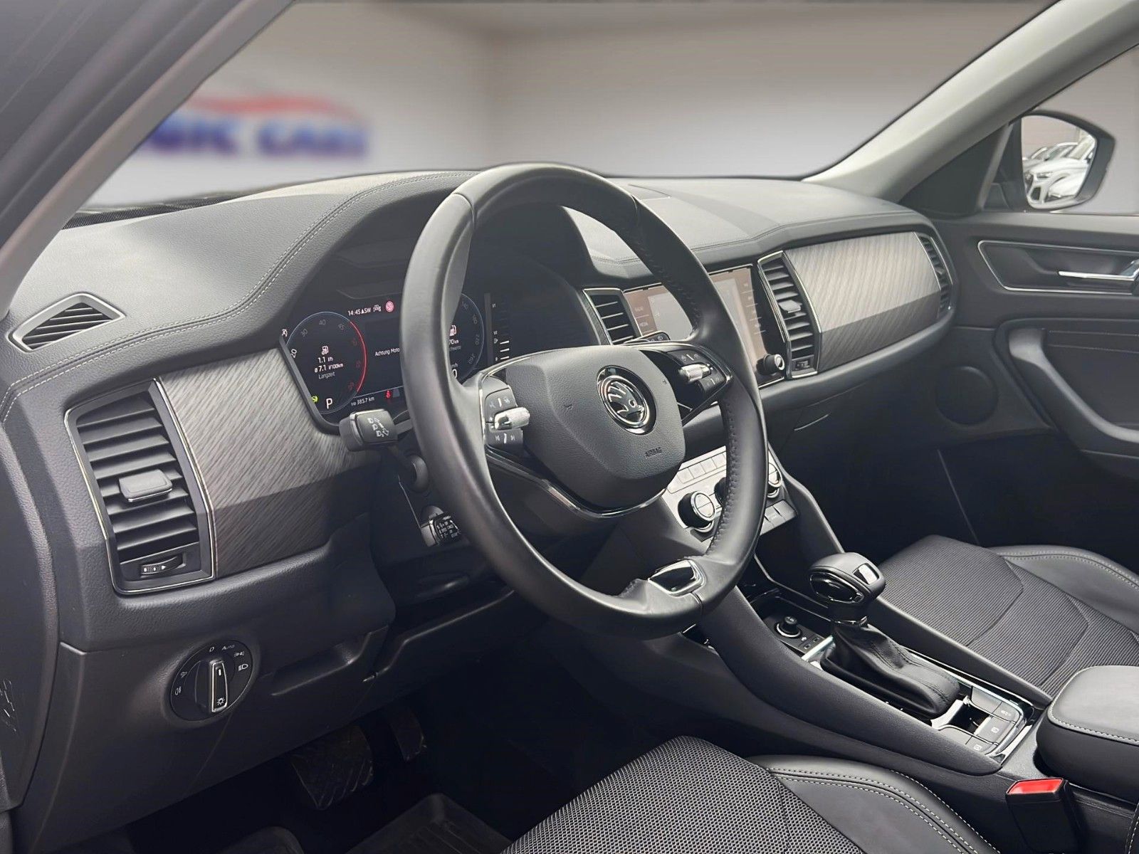 Fahrzeugabbildung SKODA Kodiaq Style 4x4*Auto.*Teilleder*Memory*Abstand*