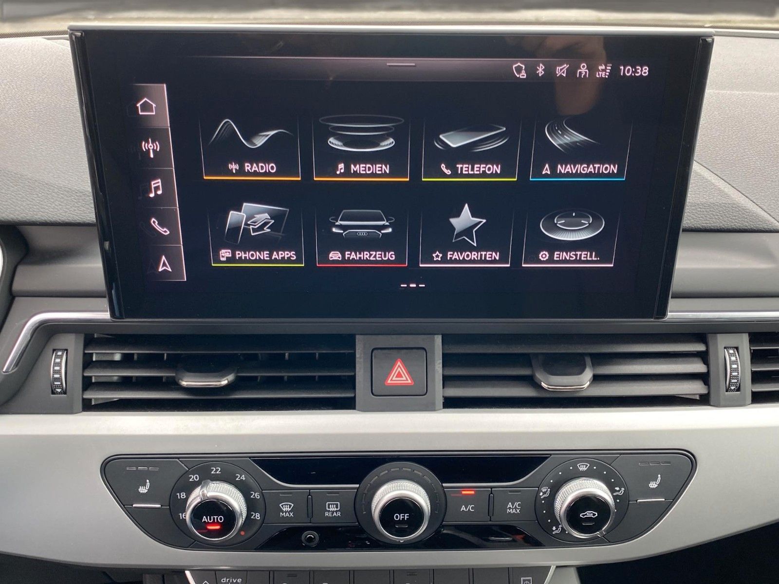 Fahrzeugabbildung Audi A4 Avant 40 TDI S line*Black Edition*Matrix*AHK*