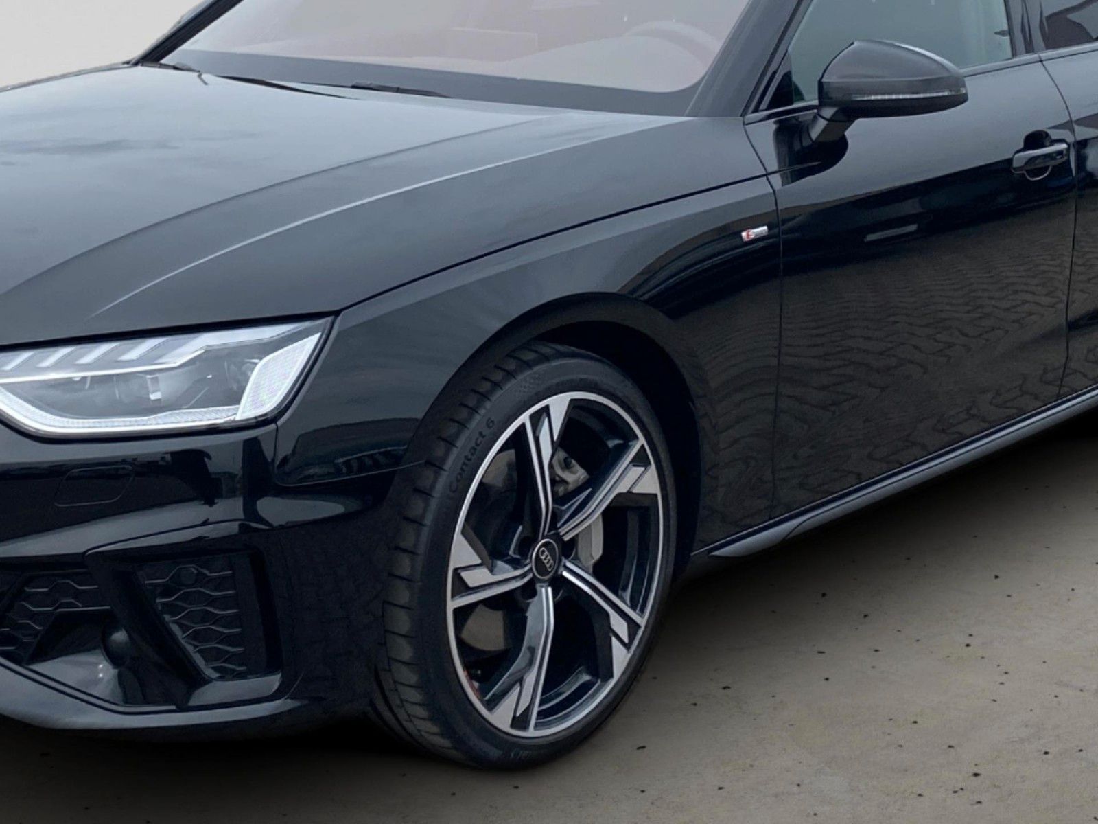 Fahrzeugabbildung Audi A4 Avant 40 TDI S line*Black Edition*Matrix*AHK*