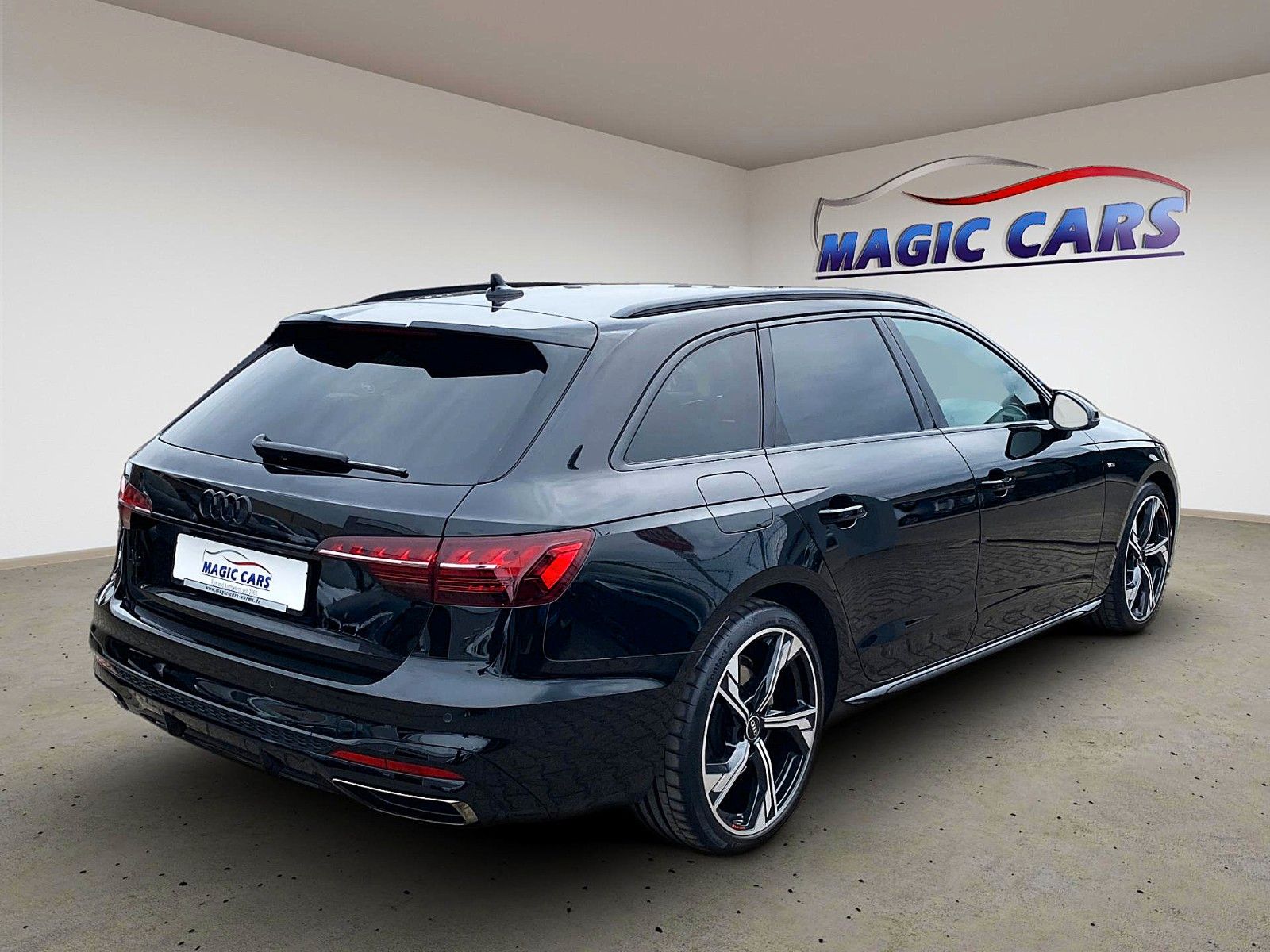 Fahrzeugabbildung Audi A4 Avant 40 TDI S line*Black Edition*Matrix*AHK*