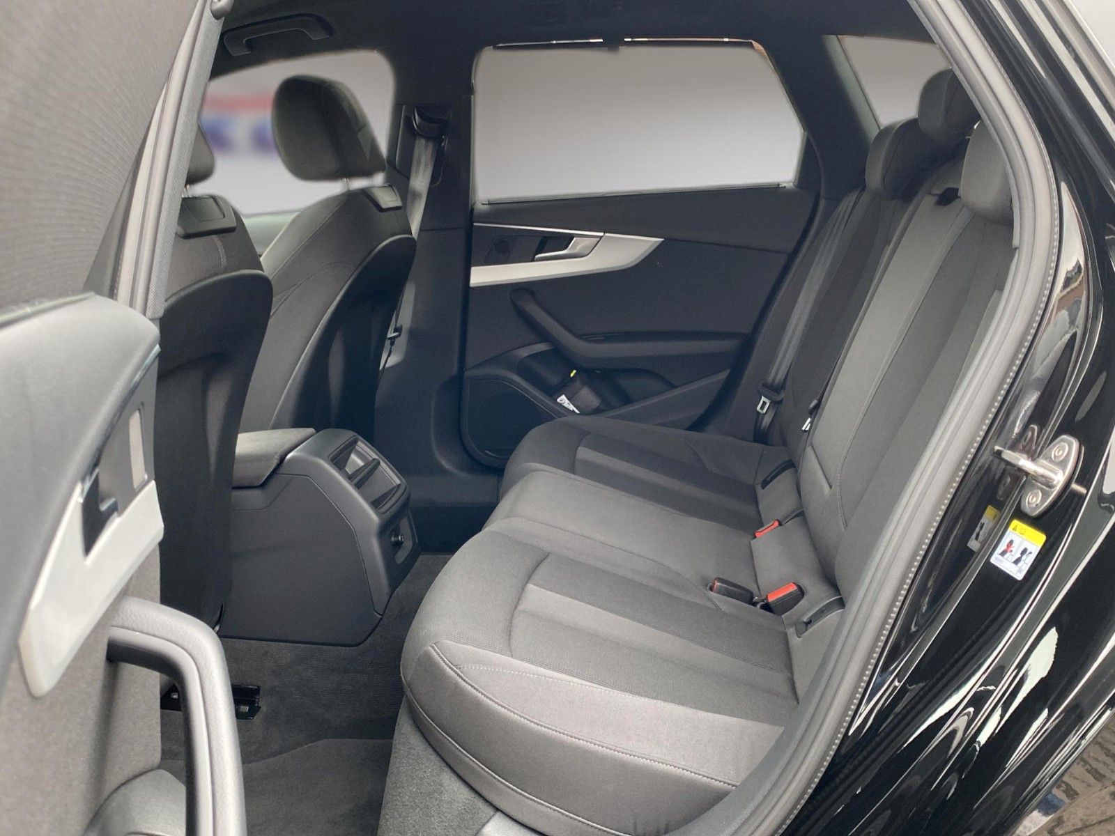 Fahrzeugabbildung Audi A4 Avant 40 TDI S line*Black Edition*Matrix*AHK*