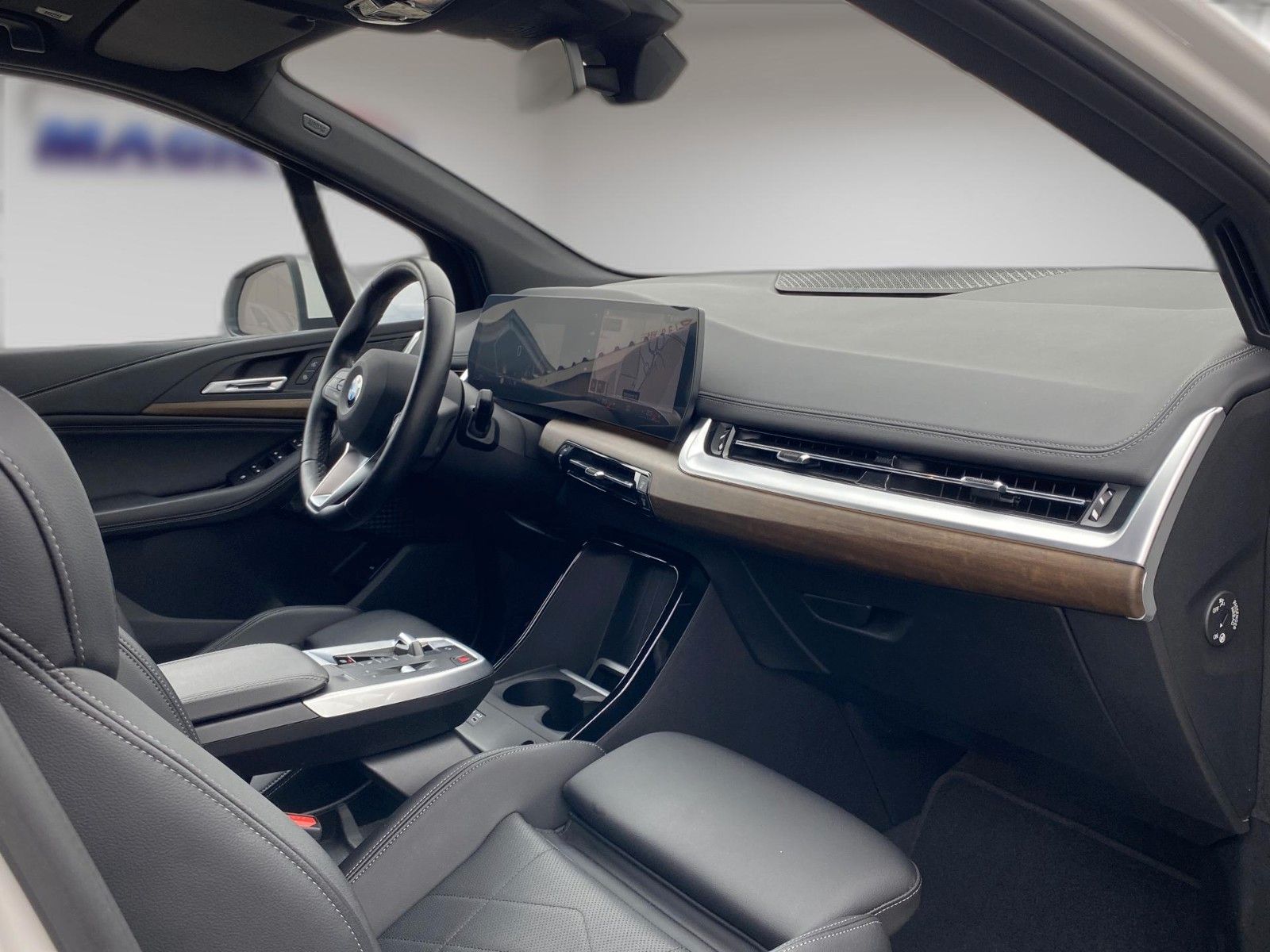 Fahrzeugabbildung BMW 218d Active Tourer Luxury Line *LED*AHK*LIVE*