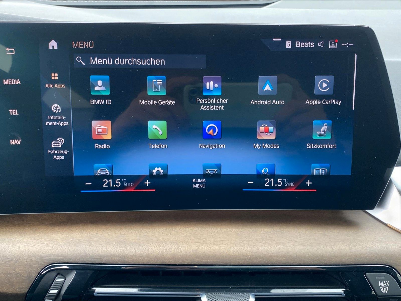 Fahrzeugabbildung BMW 218d Active Tourer Luxury Line *LED*AHK*LIVE*