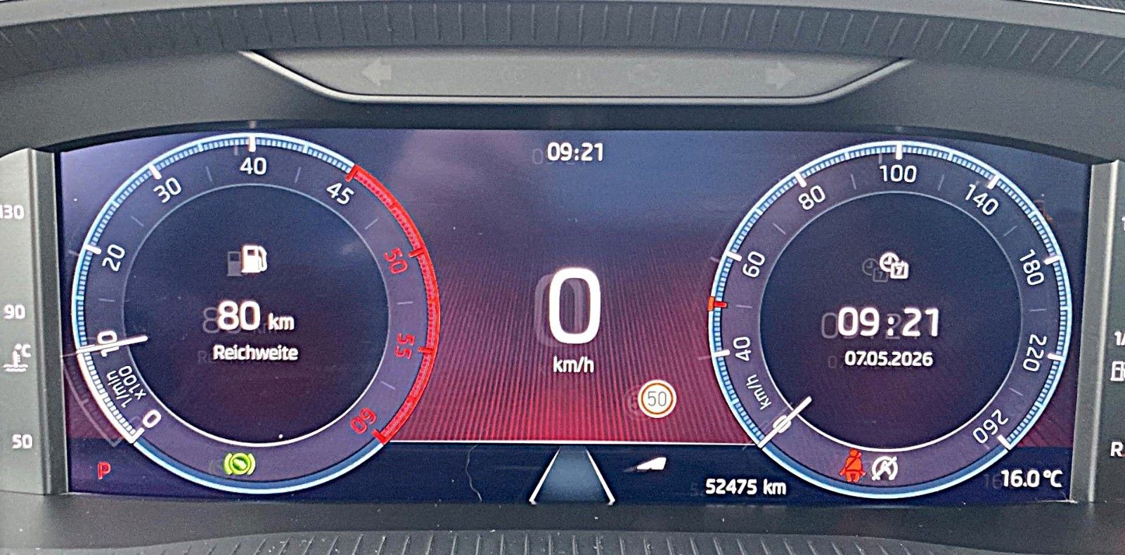 Fahrzeugabbildung SKODA Octavia Combi Selection Plus *Mega-Ausstattung*