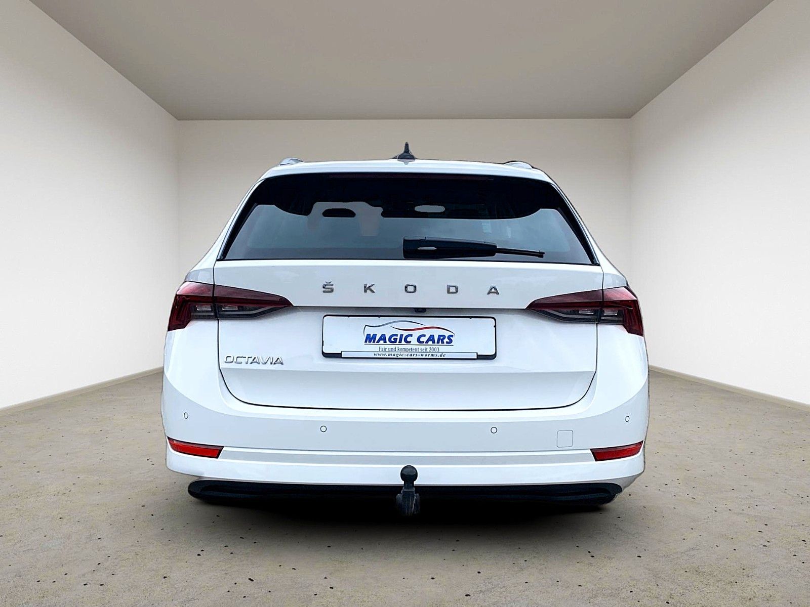 Fahrzeugabbildung SKODA Octavia Combi Selection Plus *Mega-Ausstattung*