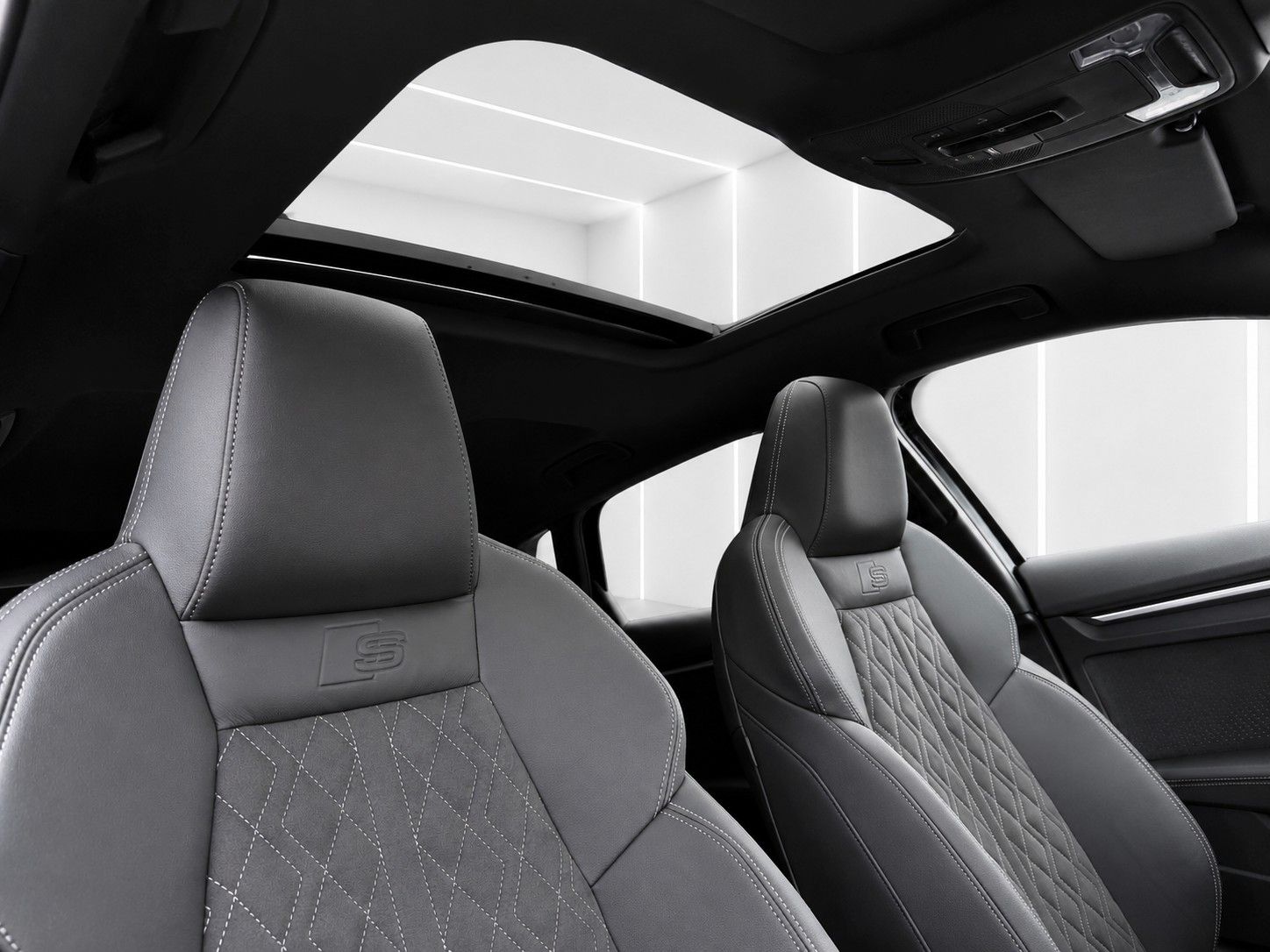 Fahrzeugabbildung Audi A3 TFSIe Sportback S line *Pano*LED*Raute*SONOS*