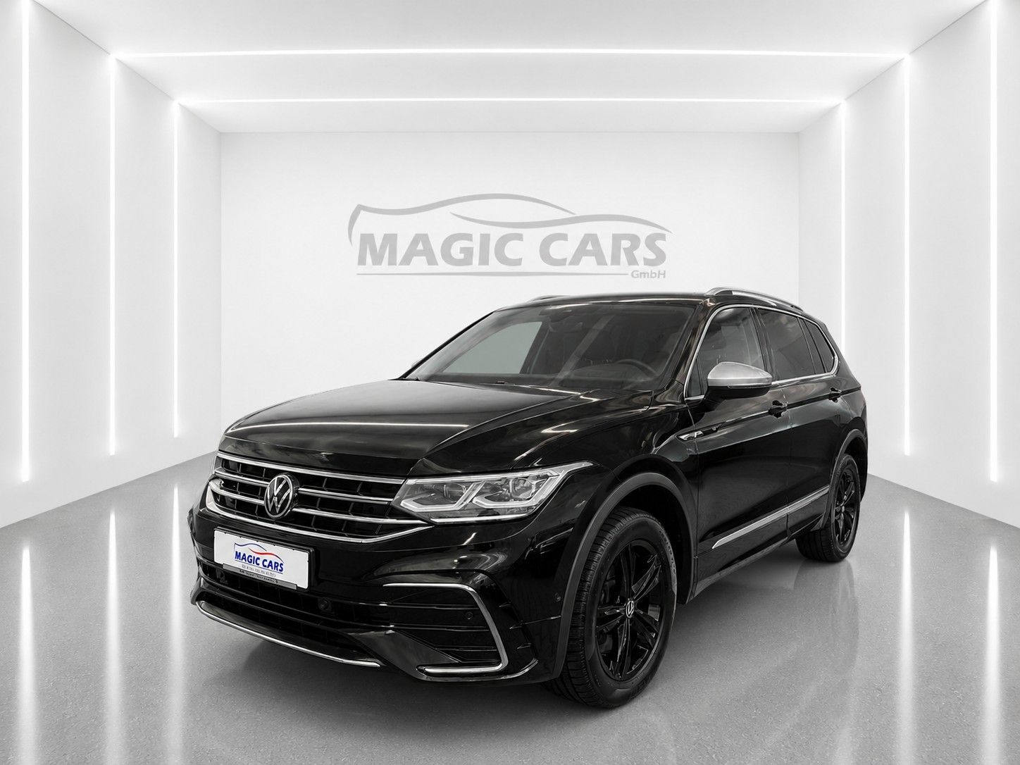 Fahrzeugabbildung Volkswagen Tiguan Allspace 2.0 TSI 4MDSG R-Line *Pano*AHK*