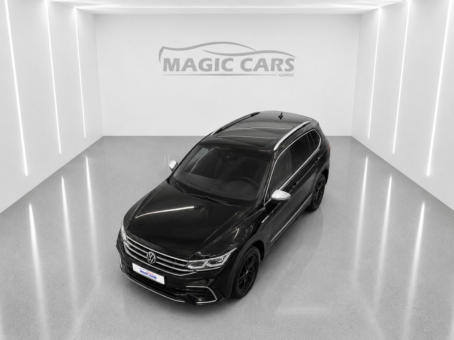 Fahrzeugabbildung Volkswagen Tiguan Allspace 2.0 TSI 4MDSG R-Line *Pano*AHK*
