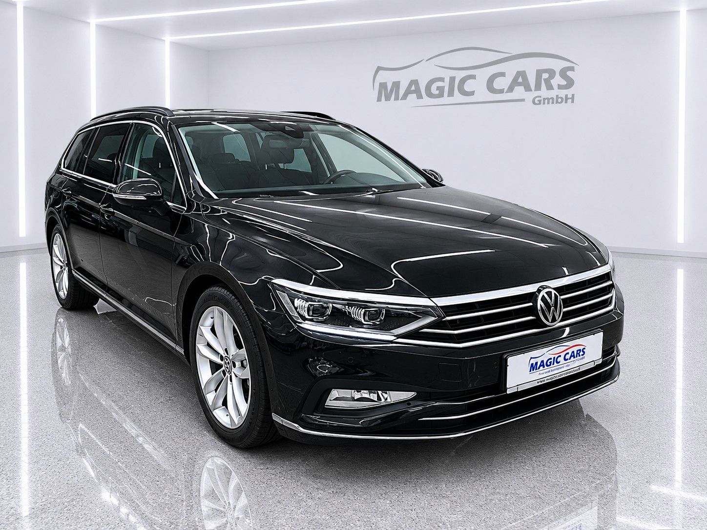 Fahrzeugabbildung Volkswagen Passat Variant 2.0 TDI Business*PANO*MATRIX*AHK*