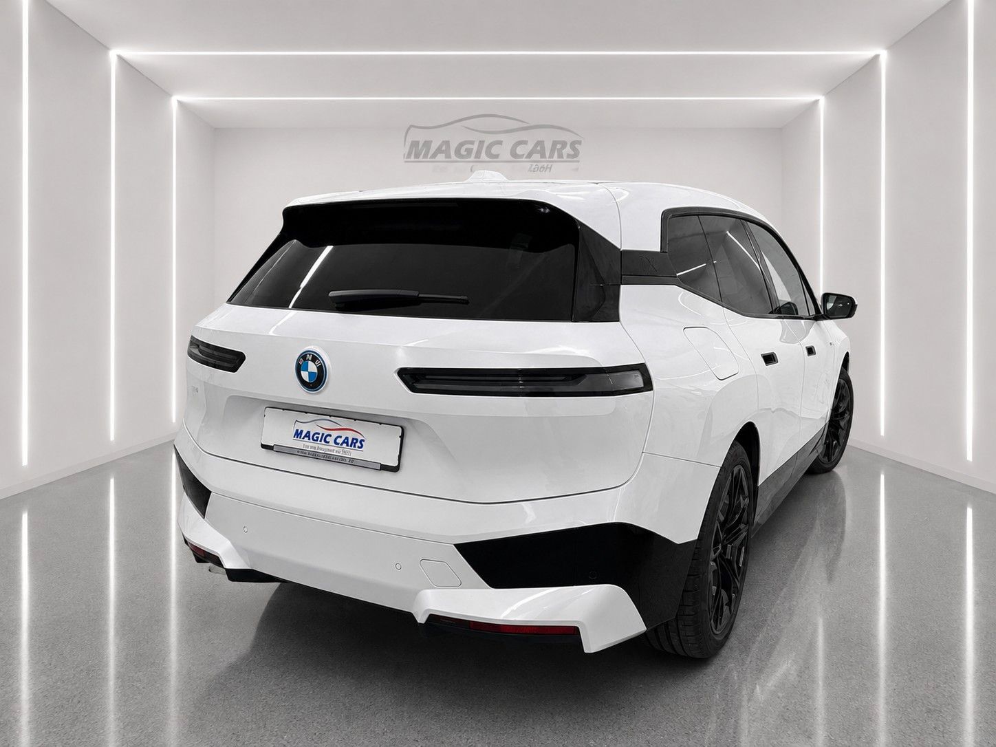 Fahrzeugabbildung BMW iX xDrive40 Sport *el.Sitze*Massage*Head-Up*360°