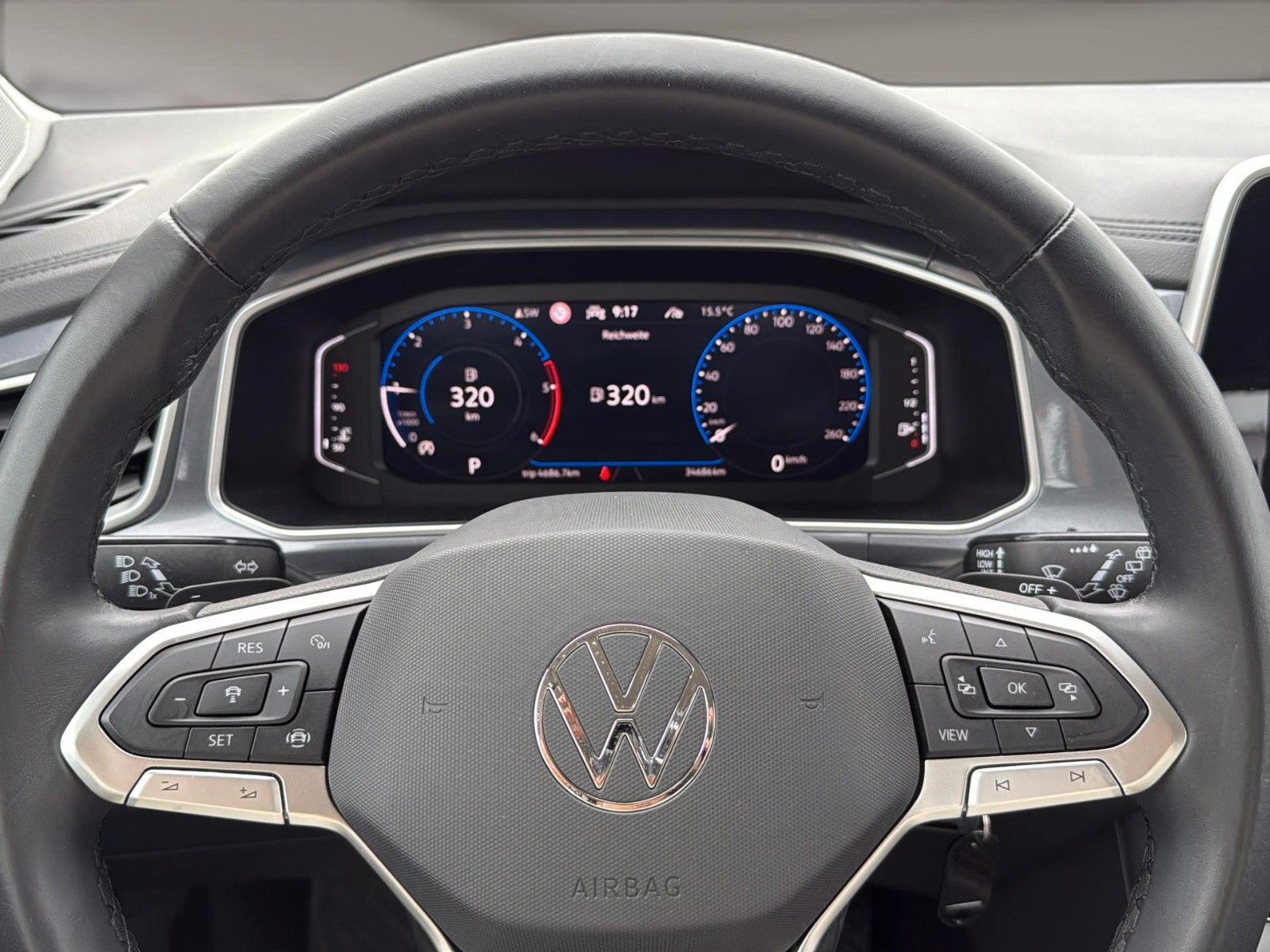 Fahrzeugabbildung Volkswagen T-Roc Style 4Motion*Standheizung*Drive*IQ LED*