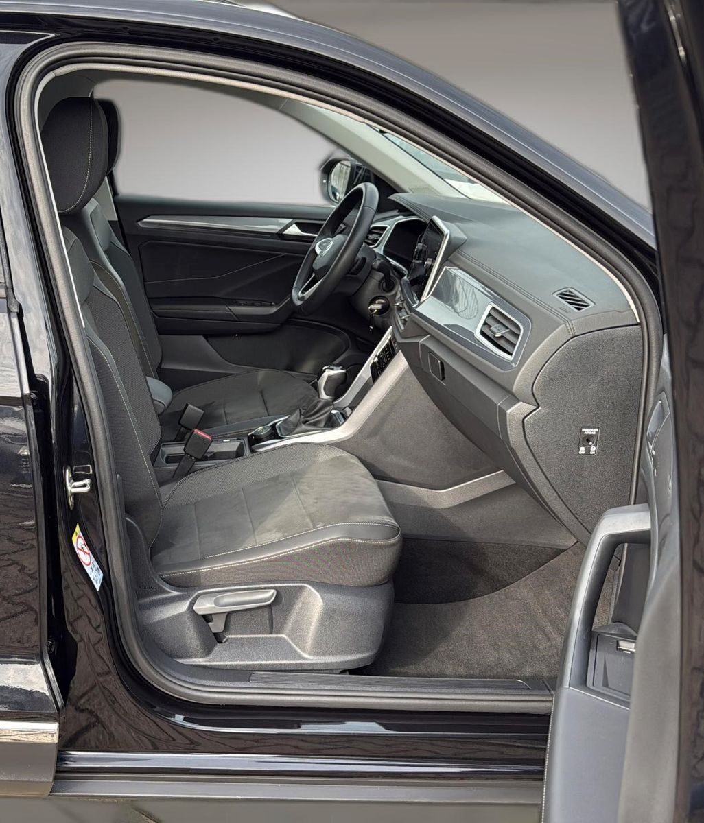 Fahrzeugabbildung Volkswagen T-Roc Style 4Motion*Standheizung*Drive*IQ LED*