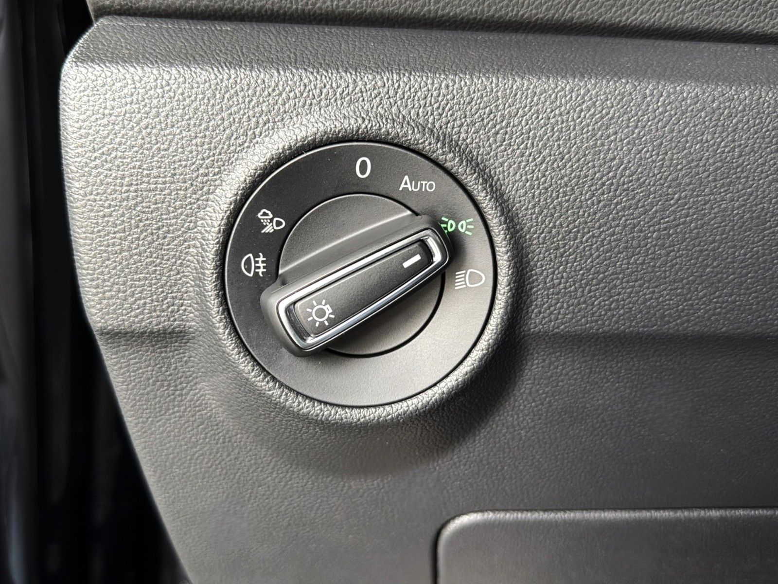 Fahrzeugabbildung Volkswagen T-Roc Style 4Motion*Standheizung*Drive*IQ LED*