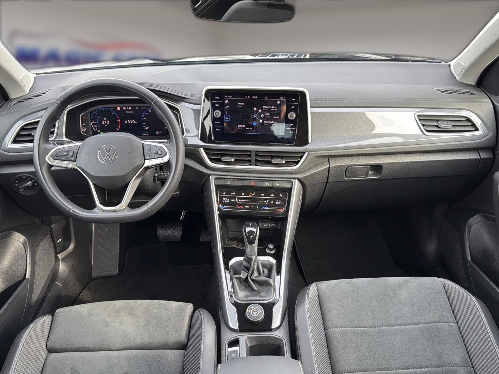 Fahrzeugabbildung Volkswagen T-Roc Style 4Motion*Standheizung*Drive*IQ LED*