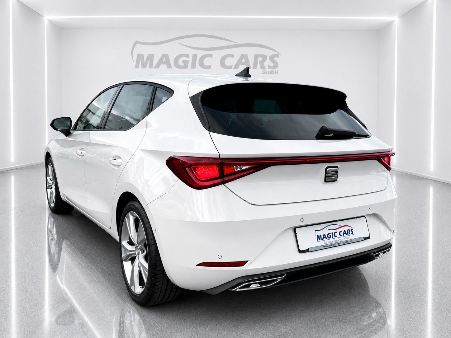 Fahrzeugabbildung SEAT Leon FR 2.0 TDI*Pano-Dach*Beats*DAB*Leder*Memory