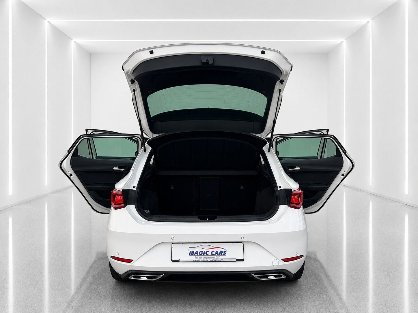 Fahrzeugabbildung SEAT Leon FR 2.0 TDI*Pano-Dach*Beats*DAB*Leder*Memory