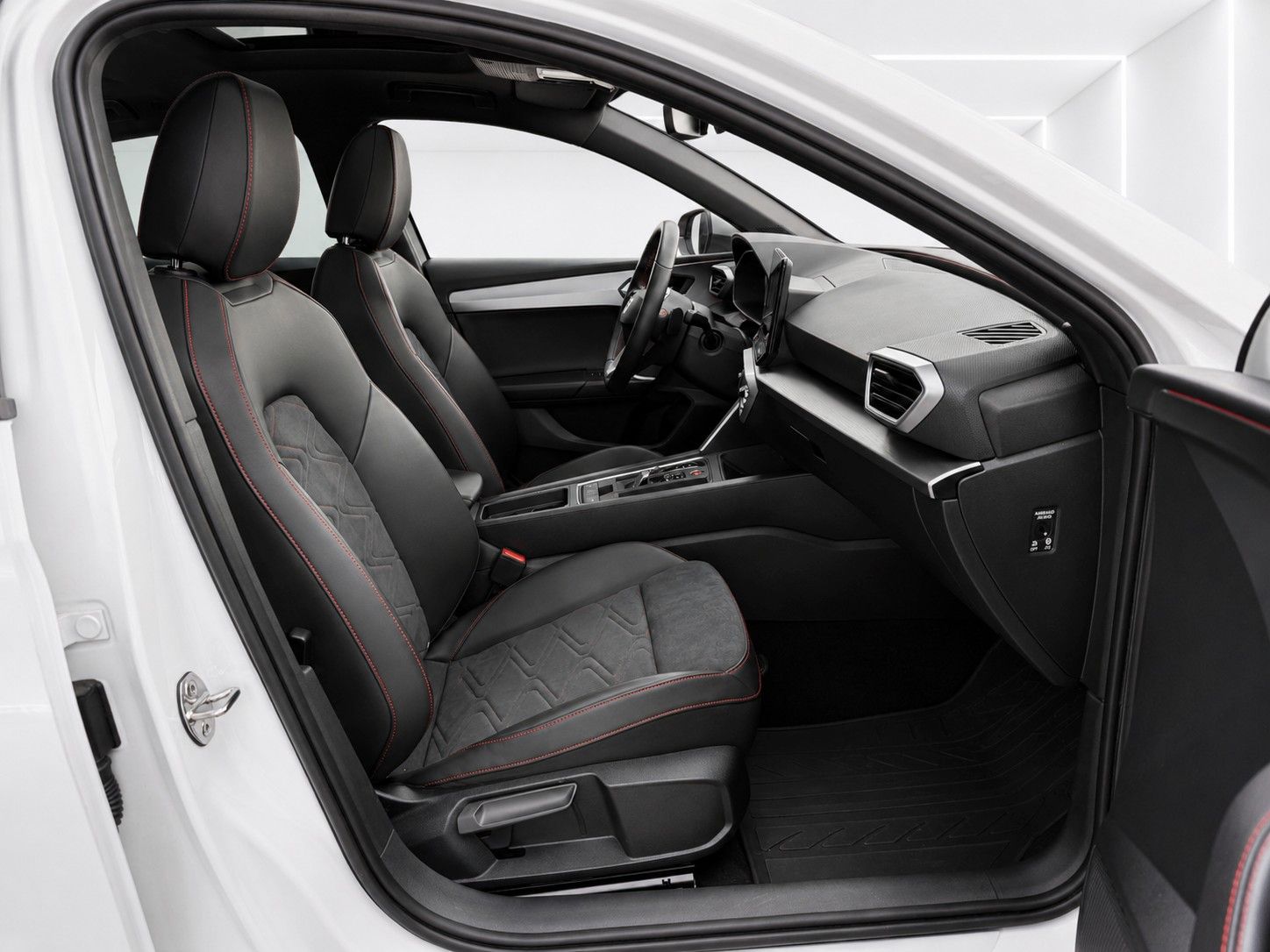 Fahrzeugabbildung SEAT Leon FR 2.0 TDI*Pano-Dach*Beats*DAB*Leder*Memory