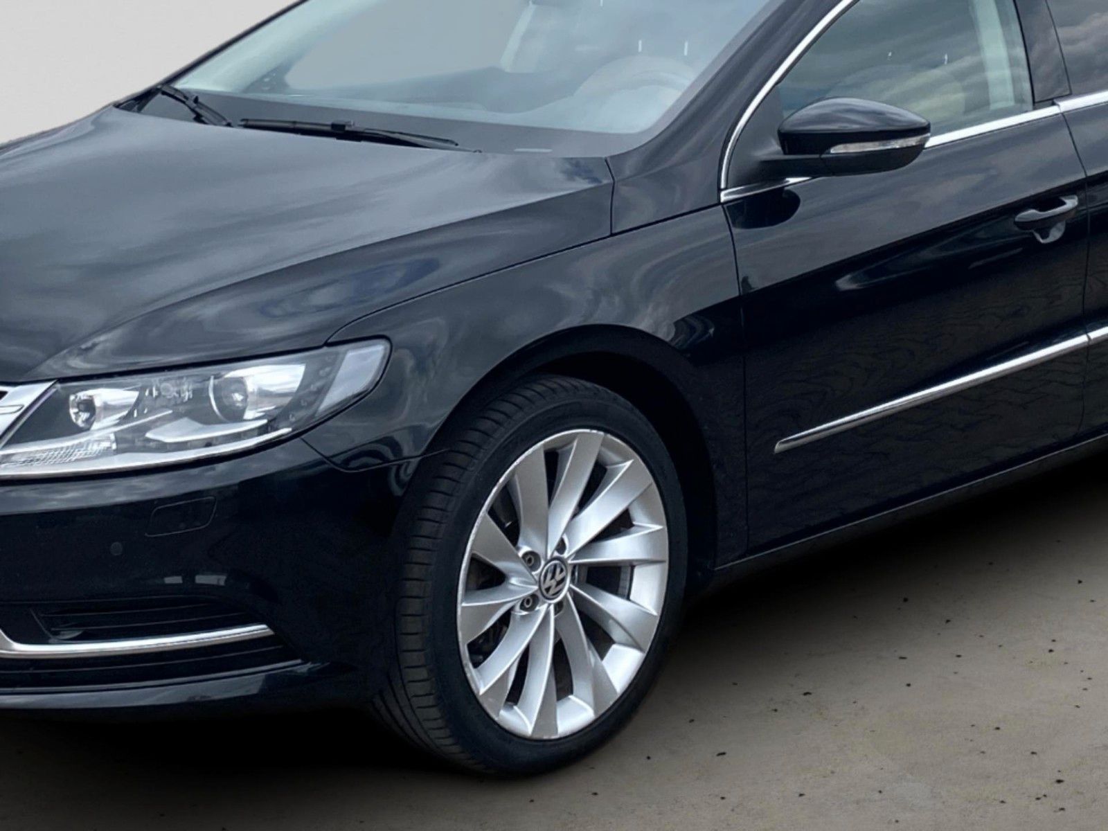 Fahrzeugabbildung Volkswagen Passat CC 2.0 TDI DSG *Xenon*Navigation*Kamera*