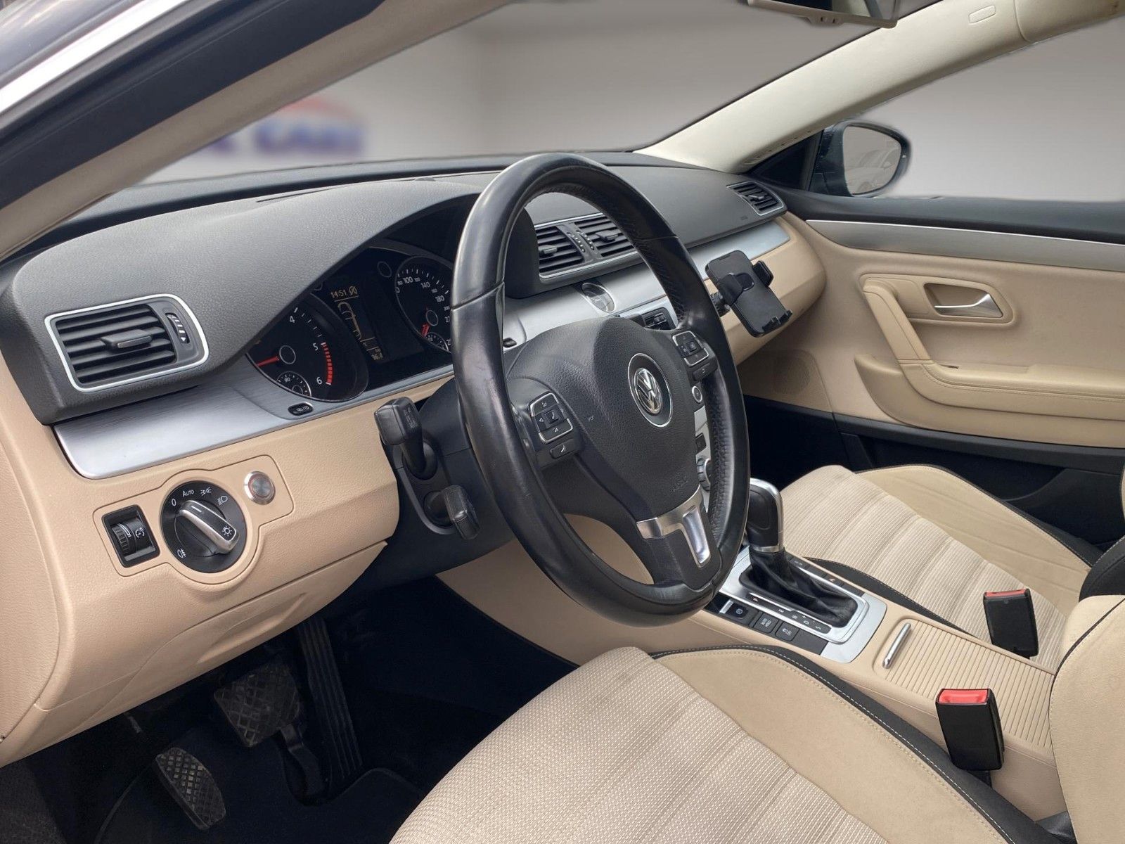 Fahrzeugabbildung Volkswagen Passat CC 2.0 TDI DSG *Xenon*Navigation*Kamera*