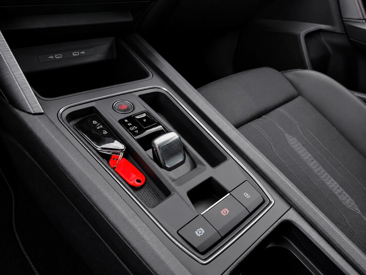 Fahrzeugabbildung CUPRA Formentor 1.5 TSI DSG *Kamera*Virtual*28.000KM*