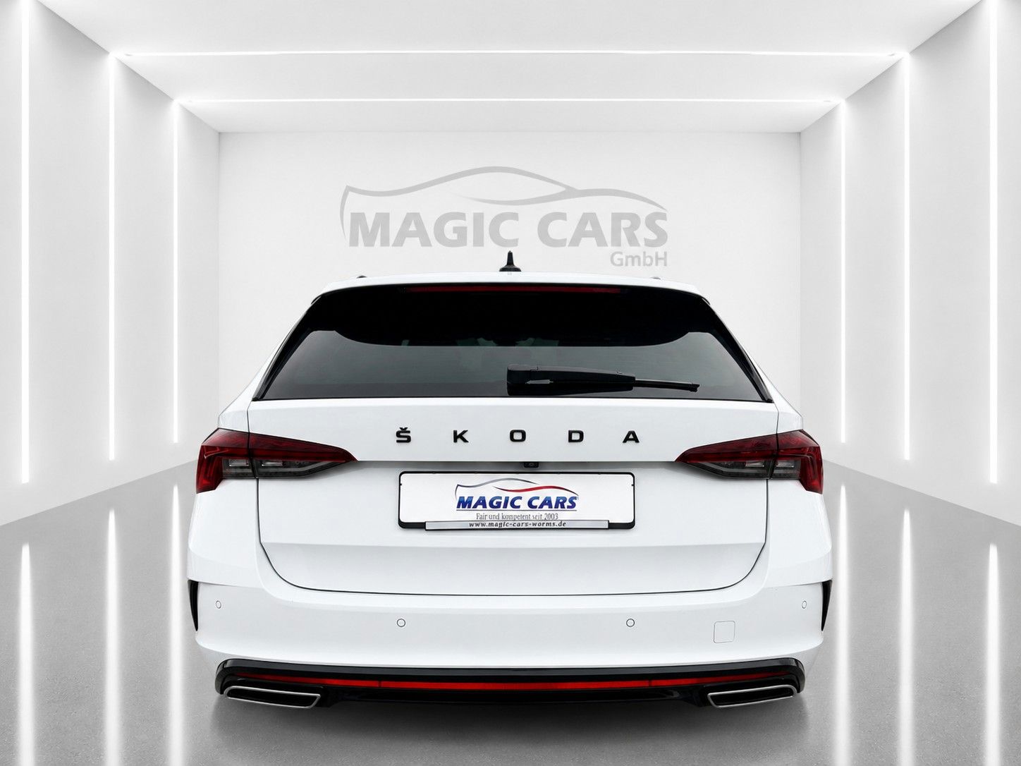 Fahrzeugabbildung SKODA Octavia Combi 2.0 TDI DSG RS*Matrix*Massage*AHK*