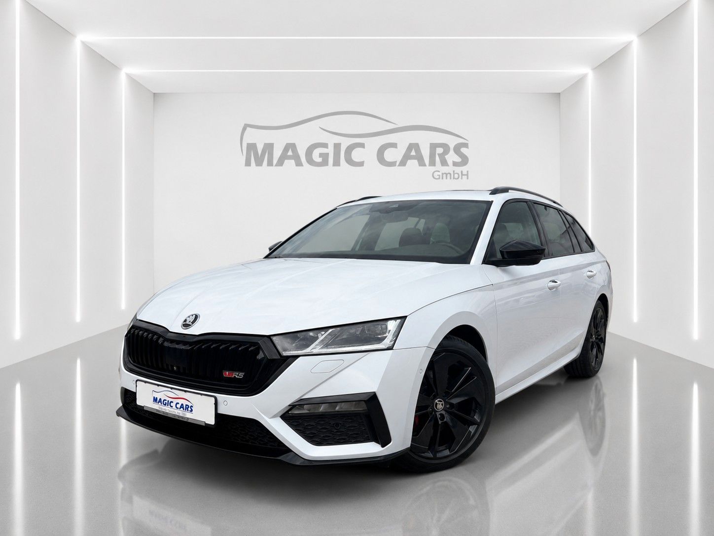Fahrzeugabbildung SKODA Octavia Combi 2.0 TDI DSG RS*Matrix*Massage*AHK*