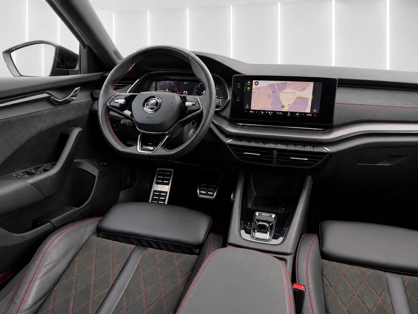 Fahrzeugabbildung SKODA Octavia 2.0 TDI DSG 4x4 RS *Mega-Ausstattung*