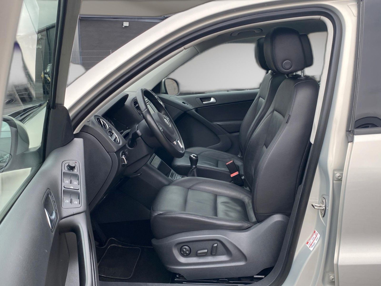 Fahrzeugabbildung Volkswagen Tiguan Trend & Fun BMT*Leder*Pano-Dach*AHK*
