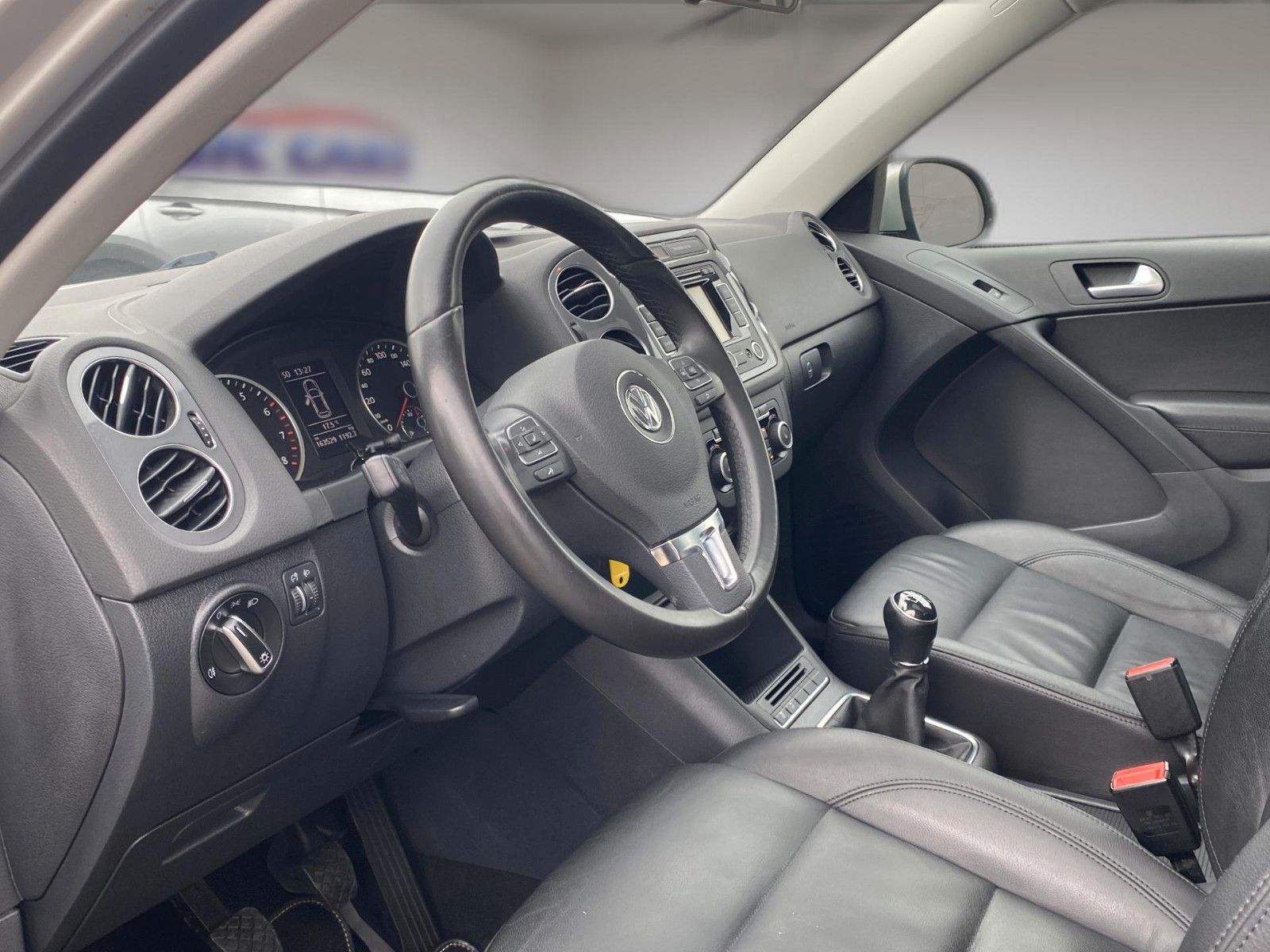 Fahrzeugabbildung Volkswagen Tiguan Trend & Fun BMT*Leder*Pano-Dach*AHK*