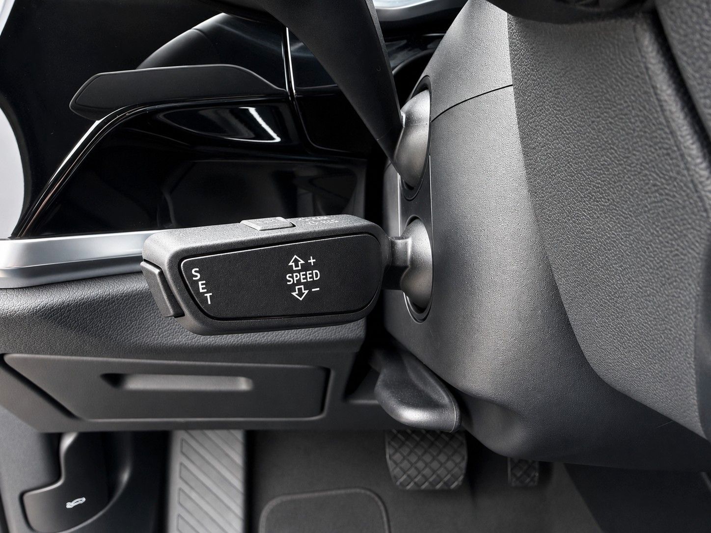 Fahrzeugabbildung Audi Q3 45 TFSI quattro S line *Stand*Virtaul*SONOS*