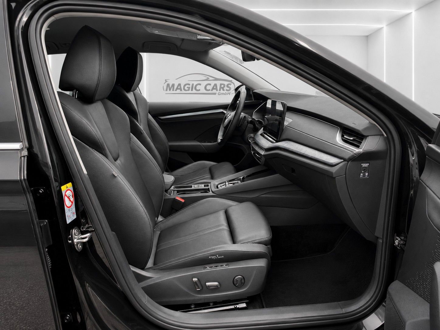 Fahrzeugabbildung SKODA Octavia Combi 2.0 TDI Selection *Matrix*Leder*