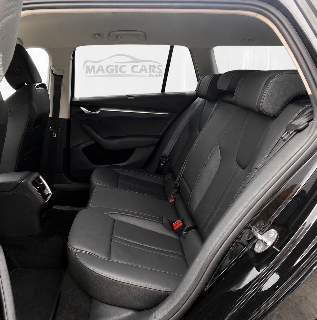 Fahrzeugabbildung SKODA Octavia Combi 2.0 TDI Selection *Matrix*Leder*