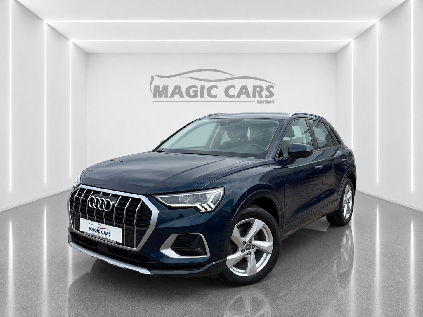 Fahrzeugabbildung Audi Q3 35 TFSI advanced*Autom.*AHK*LED*Navi*Spur*DAB