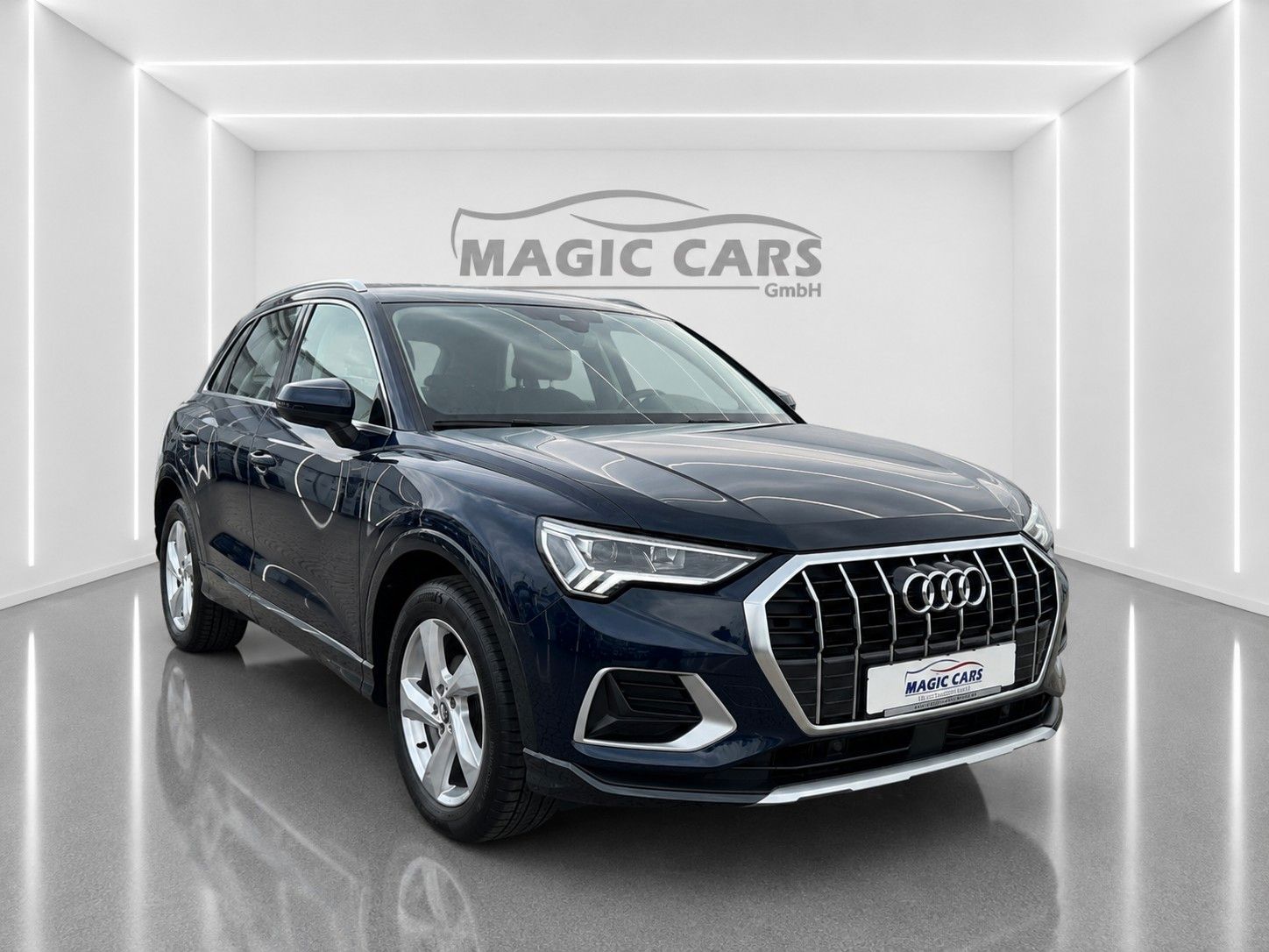 Fahrzeugabbildung Audi Q3 35 TFSI advanced*Autom.*AHK*LED*Navi*Spur*DAB