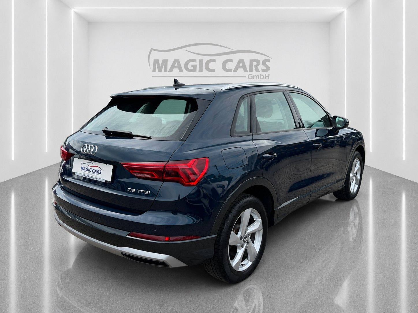 Fahrzeugabbildung Audi Q3 35 TFSI advanced*Autom.*AHK*LED*Navi*Spur*DAB