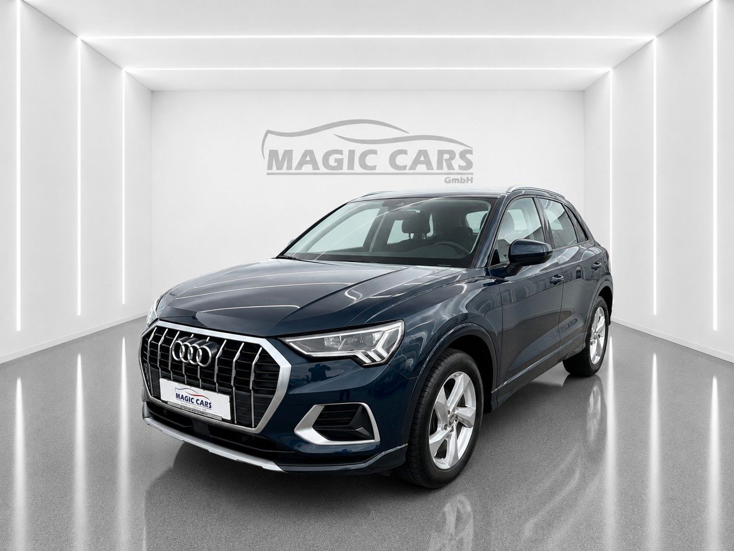 Fahrzeugabbildung Audi Q3 35 TFSI advanced*Autom.*AHK*LED*Navi*Spur*DAB