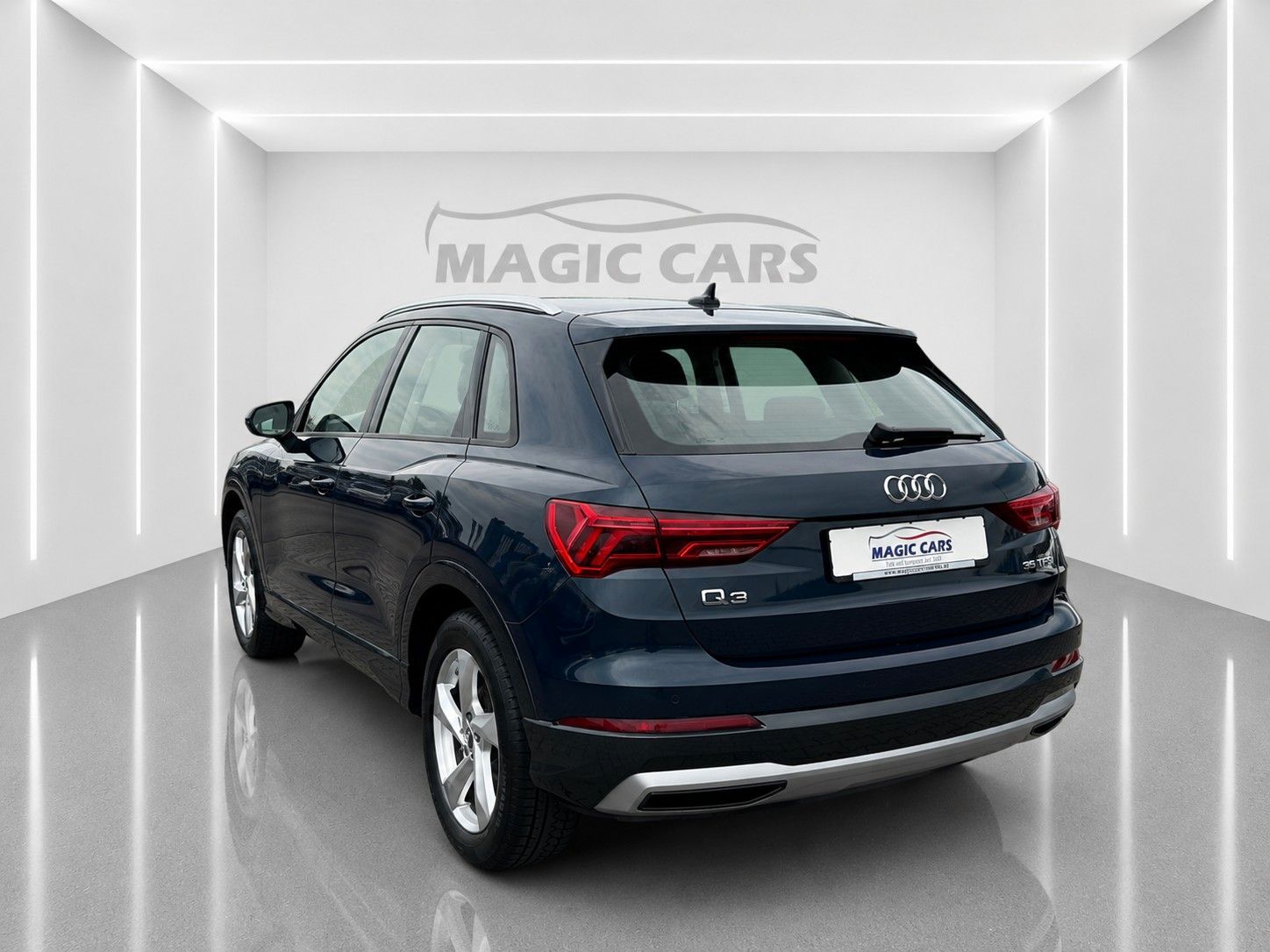 Fahrzeugabbildung Audi Q3 35 TFSI advanced*Autom.*AHK*LED*Navi*Spur*DAB