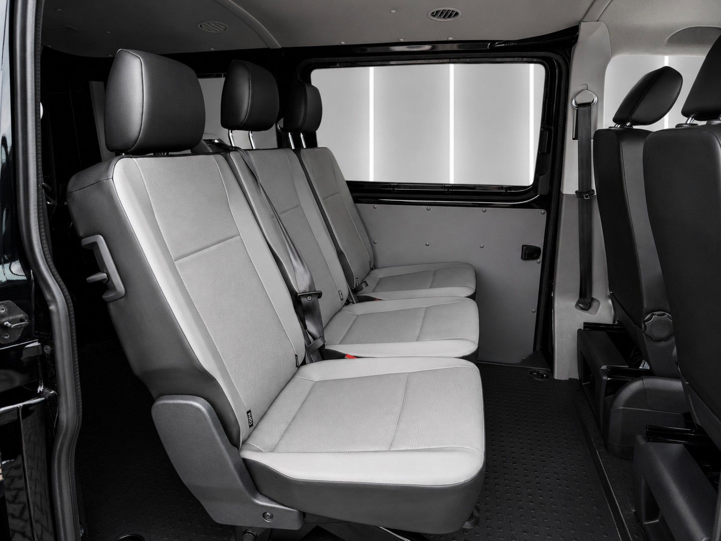 Fahrzeugabbildung Volkswagen T6 Bulli DSG*LED*5 Sitzer*AHK*Kamera*SHZ*1.Hand*