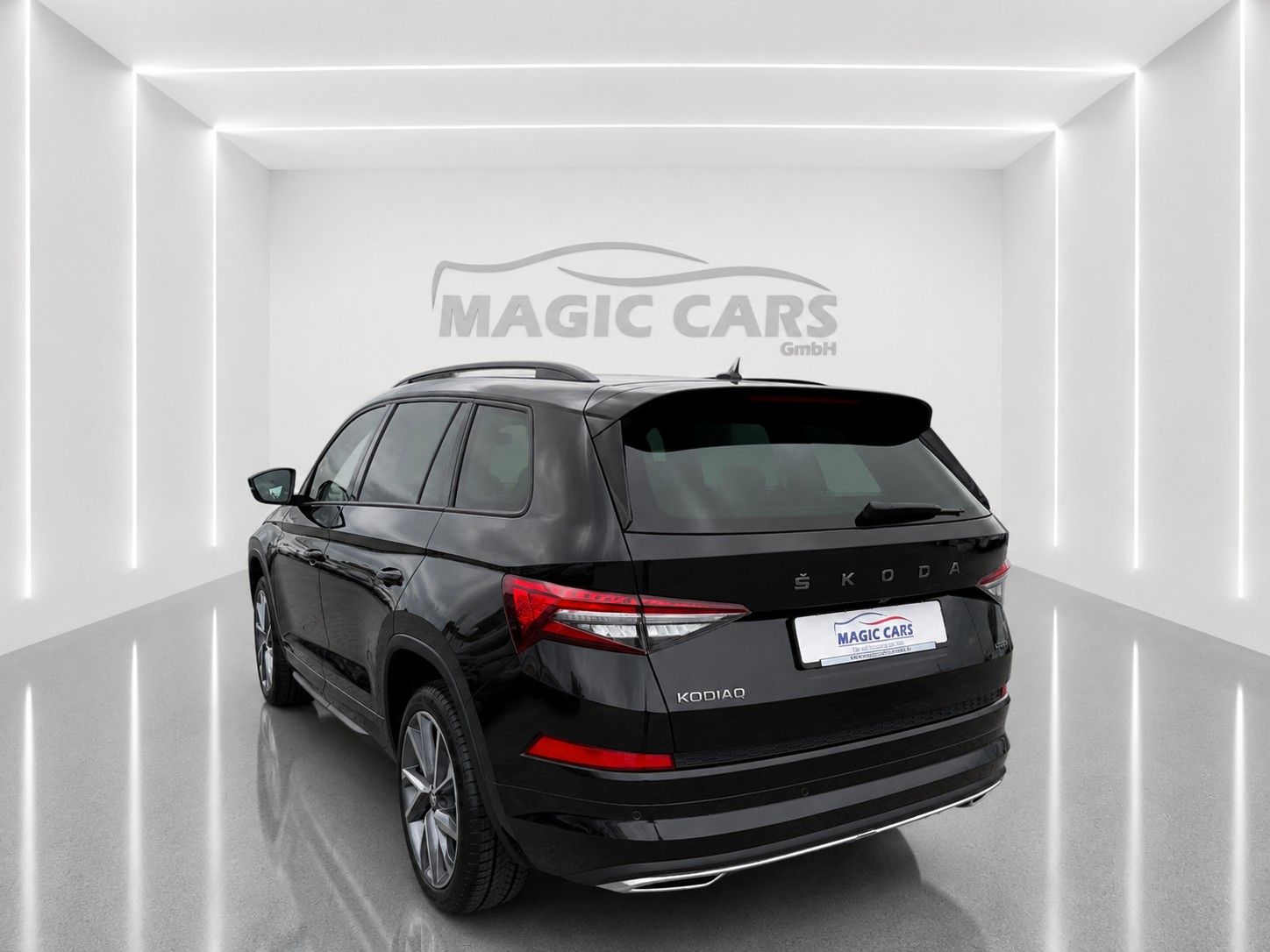 Fahrzeugabbildung SKODA Kodiaq 2.0 TSI 4x4 DSG Sportline*7-Sitze*Matrix*