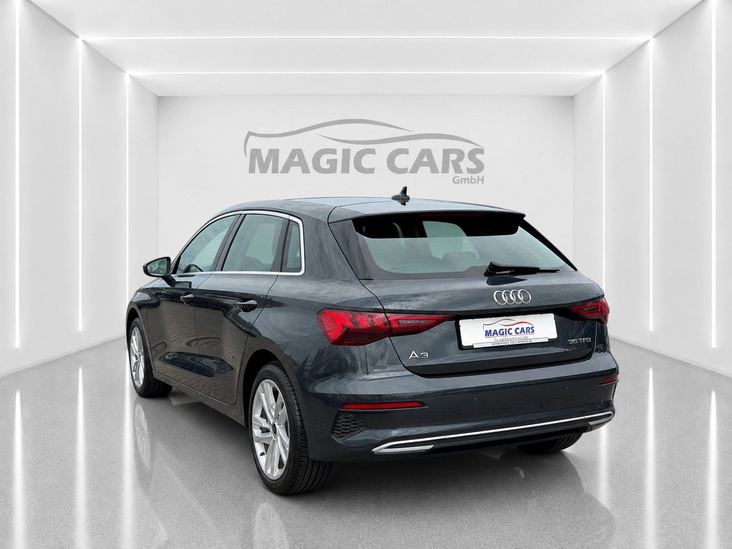 Fahrzeugabbildung Audi A3 35 TFSI Sportback advanced *Matrix*Pano*