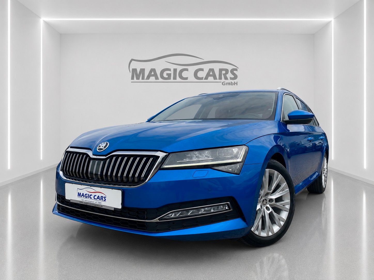 Fahrzeugabbildung SKODA Superb Combi 2.0 TDI DSG Style*Mega-Ausstattung*