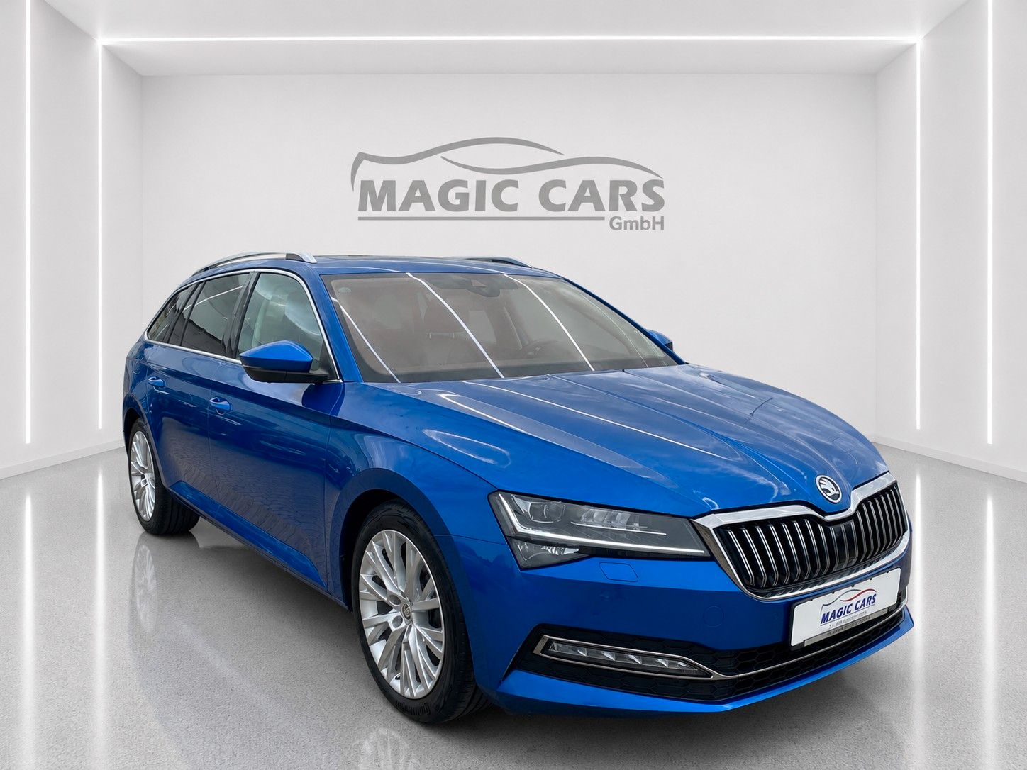 Fahrzeugabbildung SKODA Superb Combi 2.0 TDI DSG Style*Mega-Ausstattung*